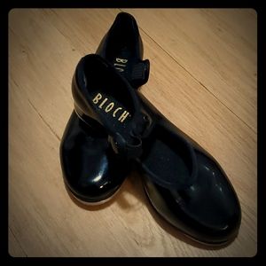 black tap shoes